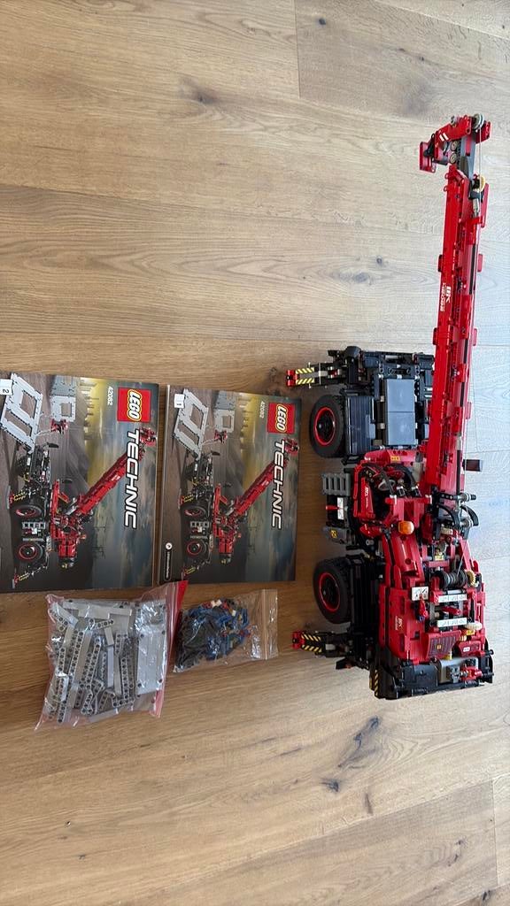 Lego technic 42082 rough terrain crane, Ophalen, Lego, Compleet, Zo goed als nieuw