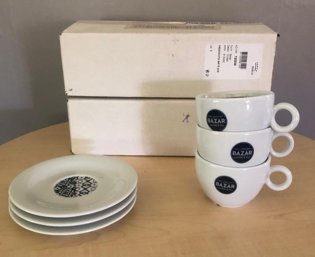 107 capuccino kopjes en schotels. merk Kahla, Nieuw, Ophalen of Verzenden, Overige stijlen, Kop(pen) en/of Schotel(s)