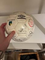 Ajax voetbal met diverse handtekeningen, Ophalen of Verzenden, Ajax, Overige typen
