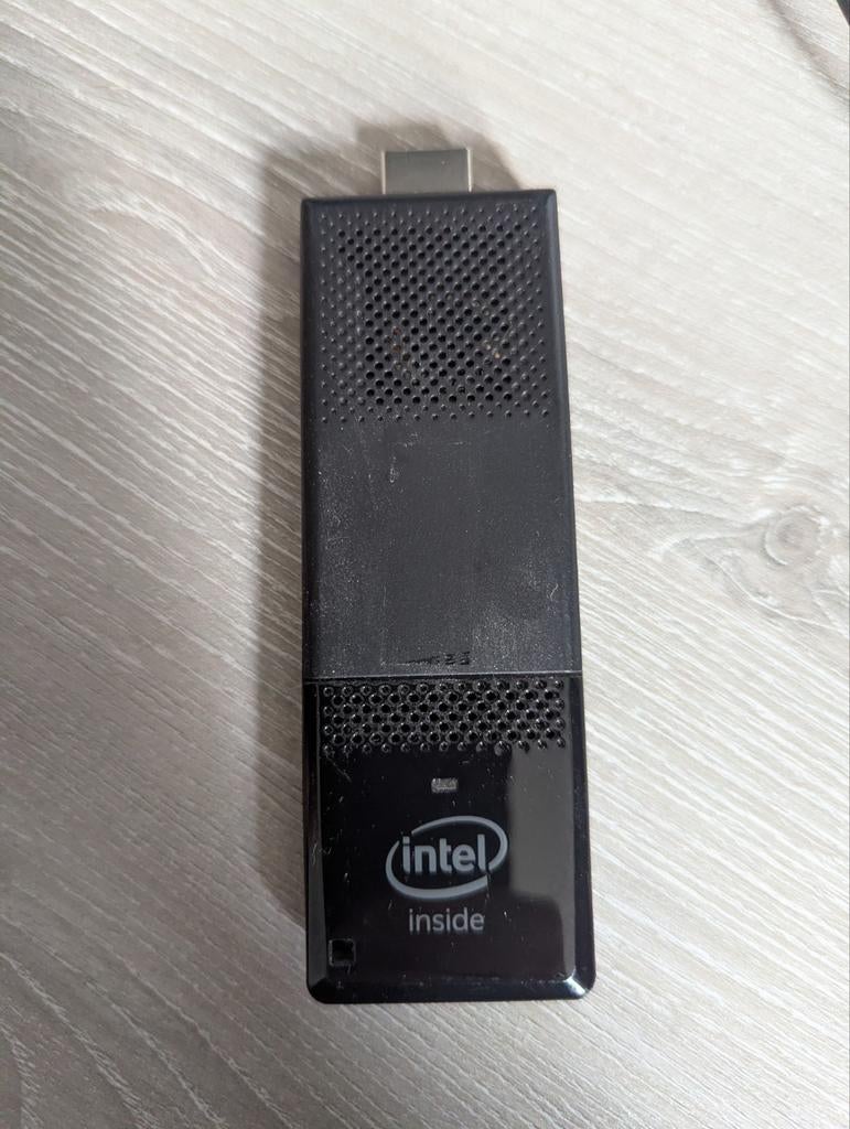 Intel Compute Stick STK1A32SC PC-on-a-stick, Gebruikt, Minder dan 4 GB, Intel Atom, 32 GB