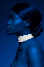 Blue Portrait Plexiglas Schilderij 80x120cm Mat Metaaleffect, Ophalen