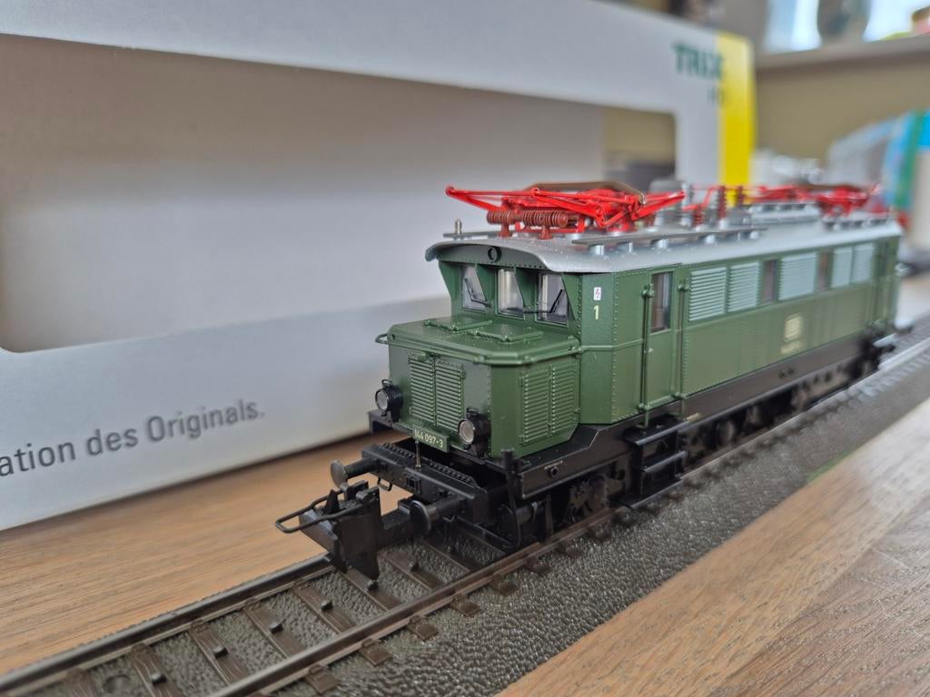 Trix Express 32441 - E144 - DB, Hobby en Vrije tijd, Modeltreinen | H0, Gebruikt, Trix, Ophalen of Verzenden, Gelijkstroom