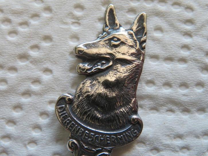 Verzilverd Dierenbescherming Lepeltje Herder/Hond/Herderskop, Verzamelen, Porselein, Kristal en Bestek, Gebruikt, Bestek, Overige materialen