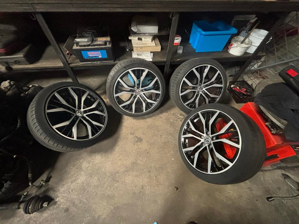 Santiago 18 inch 5x112 velgen met Michelin Pilot Sport 5 ban, Auto-onderdelen, Banden en Velgen, 18 inch, Gebruikt, Banden en Velgen