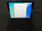 iPad Air 2019 64GB Wifi met Logitech toetsenbord en doos, Computers en Software, Apple iPads, 10 inch, Apple iPad Air, Ophalen of Verzenden