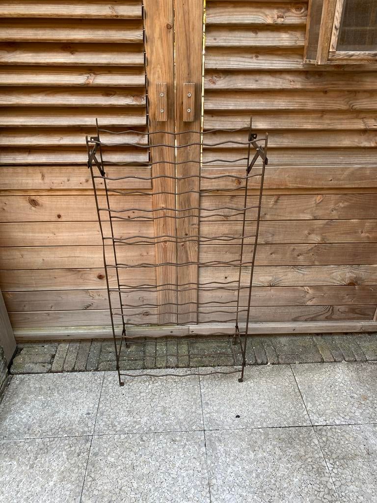 Oud Frans wijnrek voor 50 flessen, wandmontage, Huis en Inrichting, Woonaccessoires | Wijnrekken, Ophalen, Gebruikt, 25 flessen of meer
