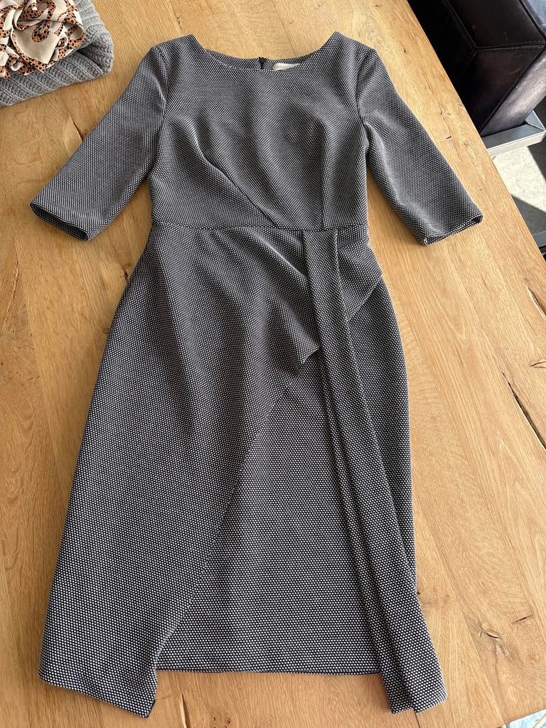 Jurk met driekwart mouwen Rinascimento. Maat S, Zwart, Ophalen of Verzenden, Zo goed als nieuw, Maat 36 (S)