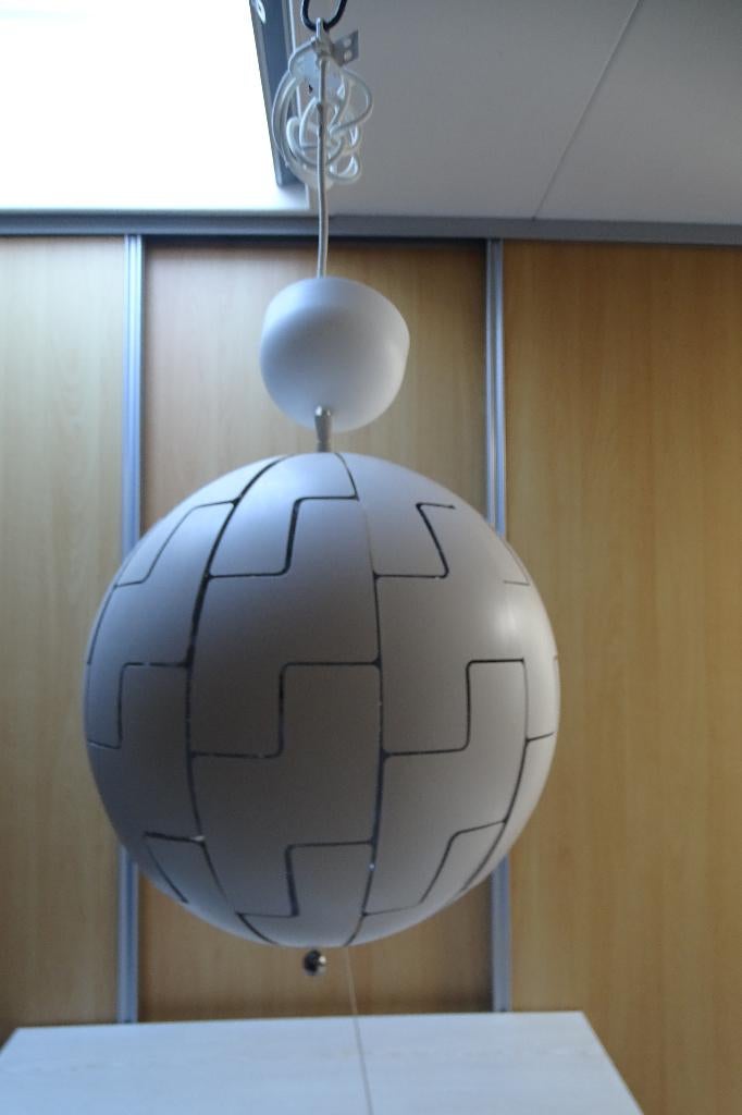 ronde hanglamp  Ikea, Huis en Inrichting, Ophalen of Verzenden, Zo goed als nieuw, Modern, Minder dan 50 cm