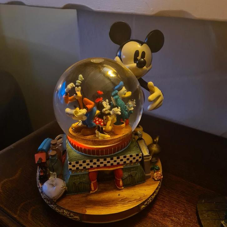 Disney Mickey Mouse Sneeuwbol met Vrienden, Verzamelen, Disney, Gebruikt, Beeldje of Figuurtje, Mickey Mouse, Ophalen of Verzenden