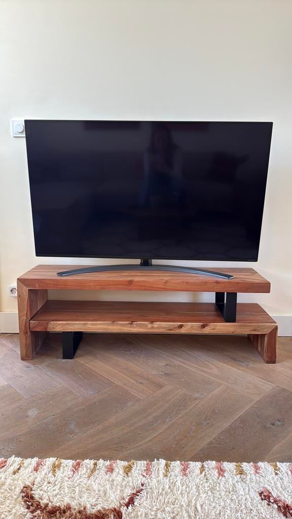 Tv meubel acaciahout, Ophalen, 100 tot 150 cm, Zo goed als nieuw, Minder dan 100 cm
