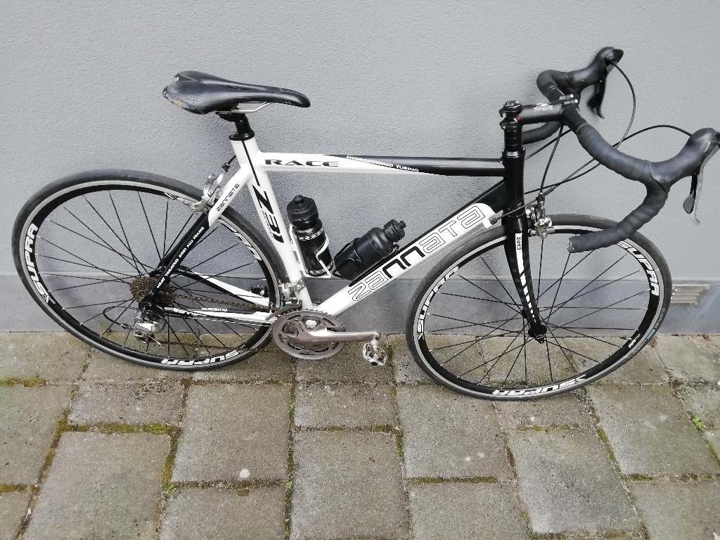 ZANNATA Z31 Shimano 105 Triple maat 55 Gratis Helm, Fietsen en Brommers, Fietsen | Racefietsen, 28 inch, Heren, Aluminium, Zo goed als nieuw