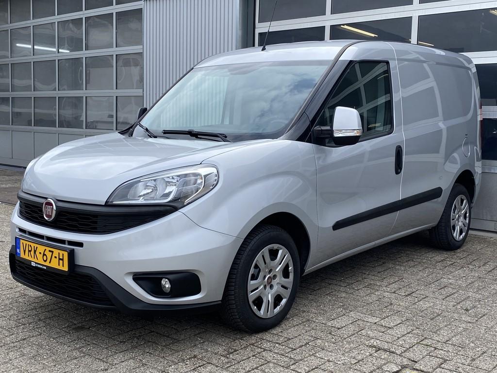 Fiat Dobló Cargo 1.3 MJ L1H1 SX 20x op voorraad Btw en Bpm, Auto's, Voorwielaandrijving, Stof, Gebruikt, Zwart