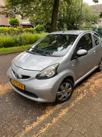 Toyota Aygo 1.0 12V Vvt-i 3DRS MMT 2006 Grijs, Stof, 4 stoelen, 68 pk, Origineel Nederlands
