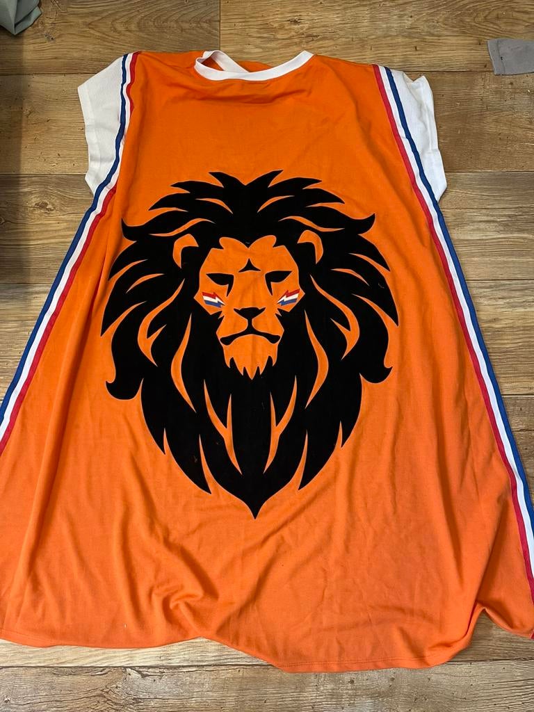 Oranje juich cape, Ophalen of Verzenden, Zo goed als nieuw, Oranje of Koningsdag, Kleding