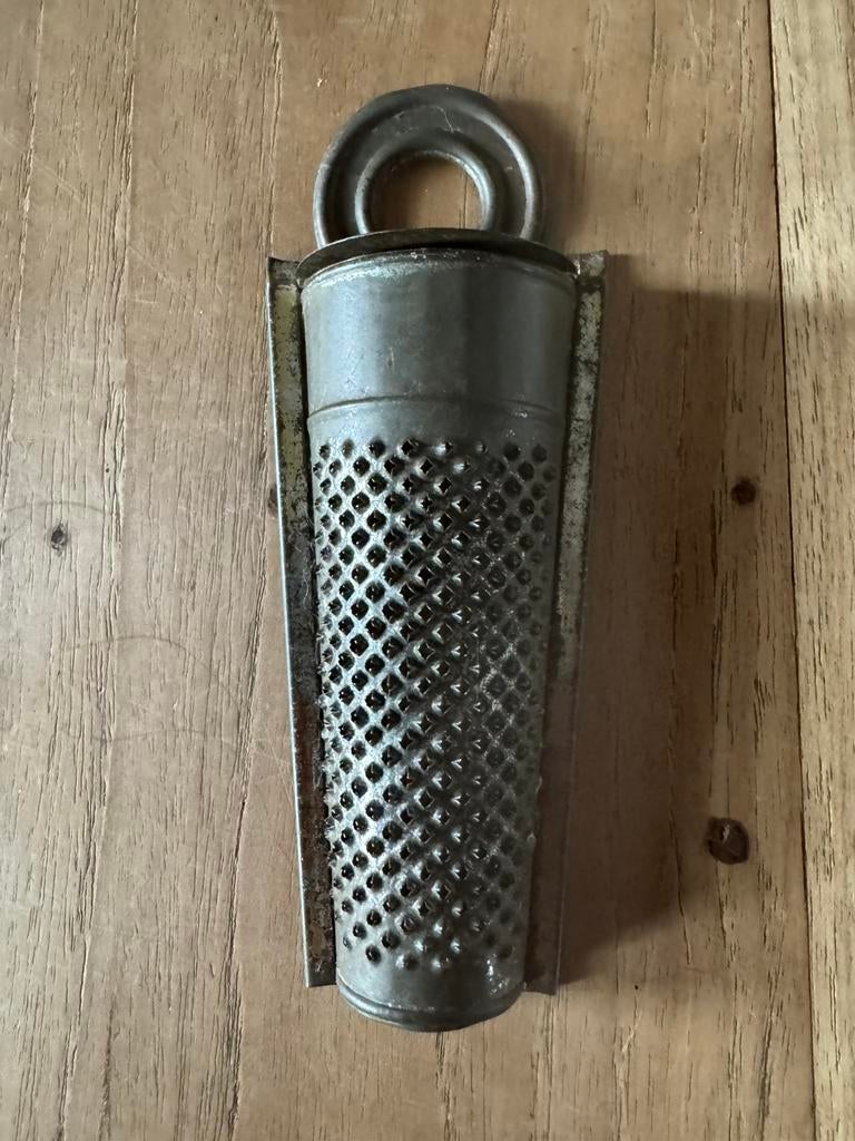 Vintage nootmuskaatrasp -oude metalen rasp, Ophalen of Verzenden, Gebruikt