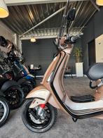 Vespa Sprint 50s | Custom | Full option | Garantie | 1e eige, Ophalen, Zo goed als nieuw, Benzine, Vespa