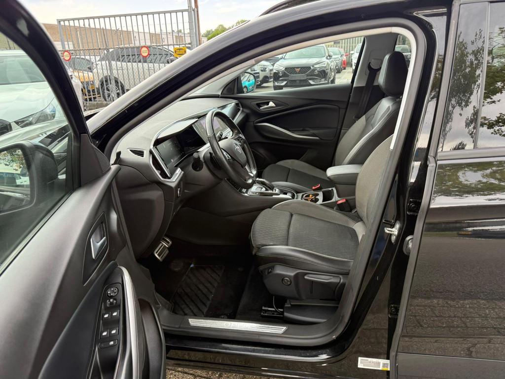 Opel Grandland 1.6 Turbo Plug-In Hybrid GS Line Dealer auto, Adaptive Cruise Control, 4 cilinders, Leder en Stof, Zwart