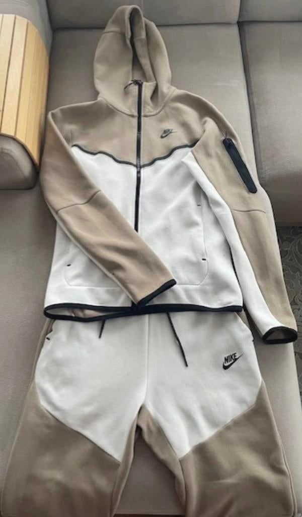 Nike Tech Trainingspak, Ophalen of Verzenden, Zo goed als nieuw, Grijs, Algemeen