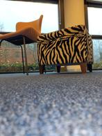 Poef met zebraprint - Crèmekleurig, Ophalen, Gebruikt, Modern, Zebraprint, Stof