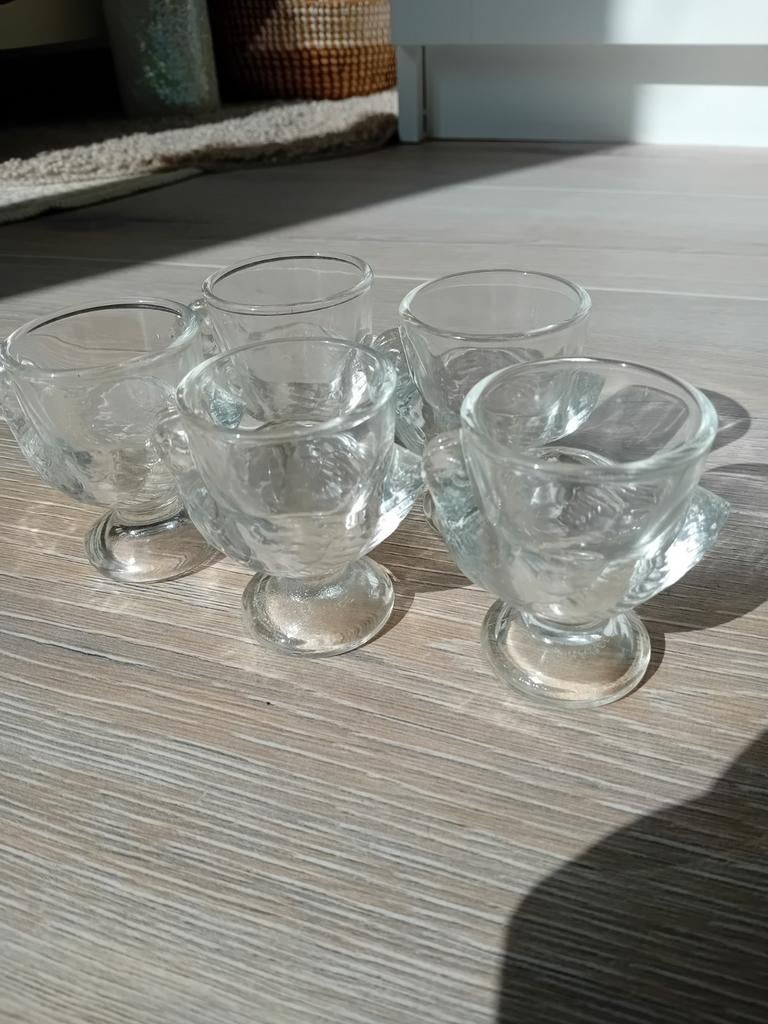 Set van 5 vintage glazen eierdopjes in de vorm van een kip, Antiek en Kunst, Antiek | Glas en Kristal, Ophalen of Verzenden