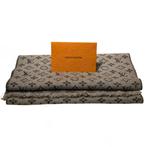 Louis Vuitton M70932 Monogram Classic Scarf, Louis Vuitton, Gebruikt, Support@louisvuitton.com, 2 Rue du Pont Neuf
75001 Paris
France