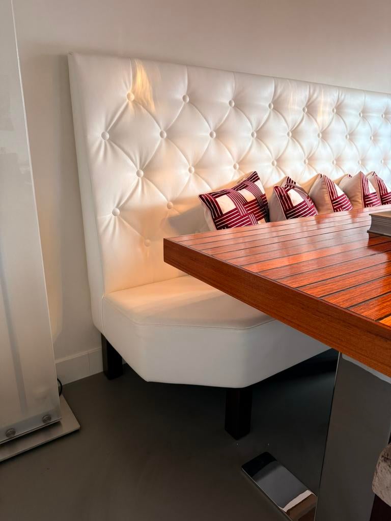 Gratis witte eetbank/ zo goed als nieuw eetkamerbank, Huis en Inrichting, Stoelen, Ophalen, Zo goed als nieuw