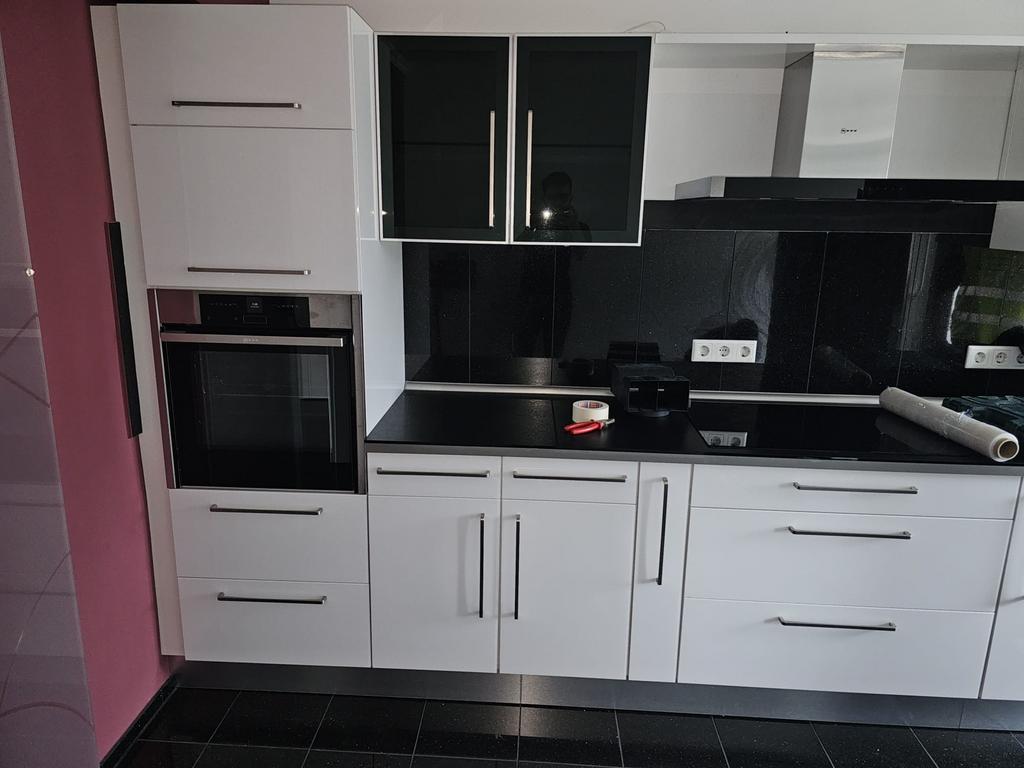 Monteur – Alle merken & moeilijke projecten!, Huis en Inrichting, Keuken | Complete keukens, Ophalen of Verzenden, Zo goed als nieuw