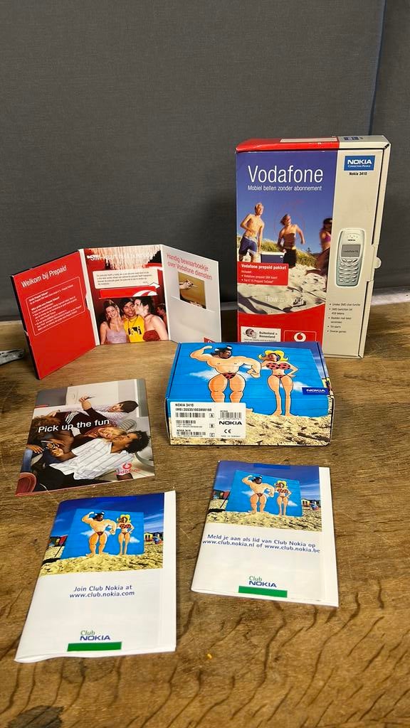 Doos Nokia 3410 in NIEUWSTAAT. Kompleet., Telecommunicatie, Mobiele telefoons | Nokia, Zo goed als nieuw, Ophalen of Verzenden