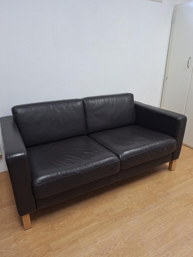 Leren bank 2 zits, Huis en Inrichting, Banken | Bankstellen, Ophalen, Gebruikt, 75 tot 100 cm, 200 tot 250 cm