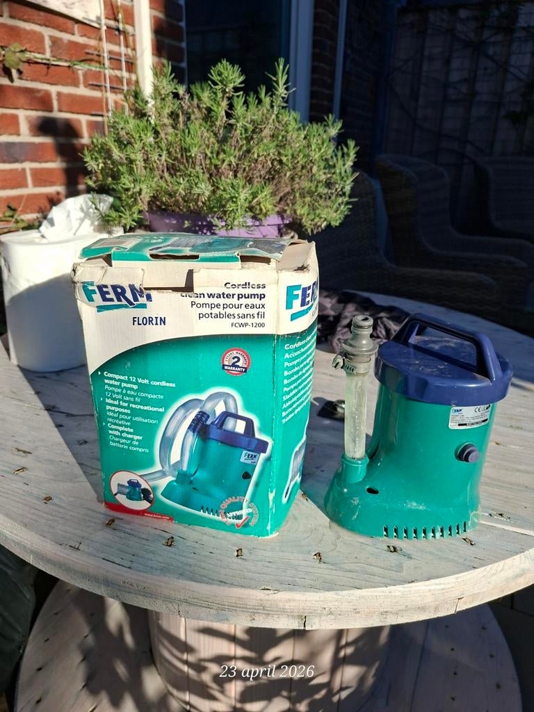 Ferm Florin draadloos 12 Volt nat boren, Ophalen of Verzenden, Gebruikt, Minder dan 600 watt, 30 tot 70 mm