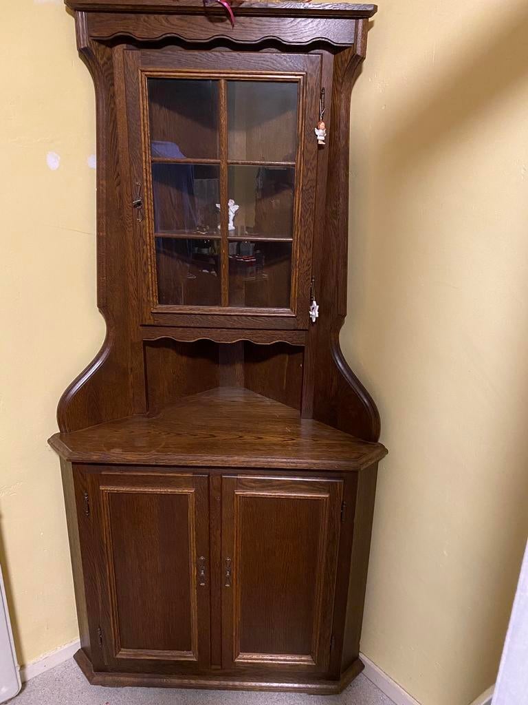 Hoekkast 75 euro, Ophalen