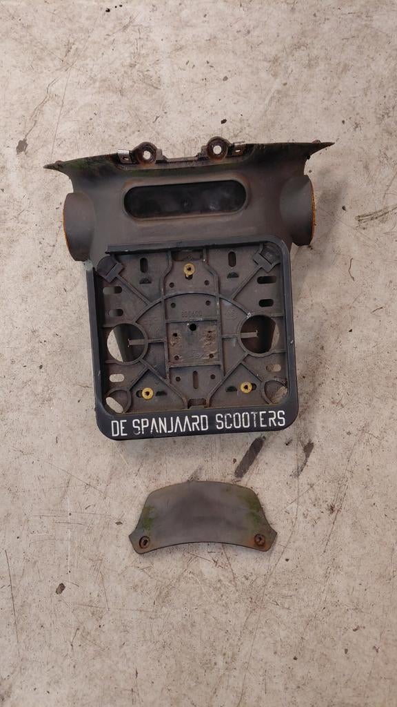 Vespa sprint achter spatbord, Fietsen en Brommers, Brommeronderdelen | Algemeen, Ophalen of Verzenden, Zo goed als nieuw