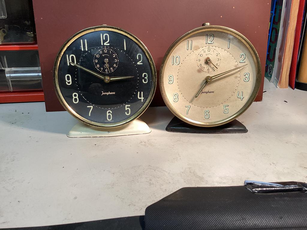 Junghans wekkers plm 1965, Antiek en Kunst, Antiek | Klokken, Ophalen of Verzenden