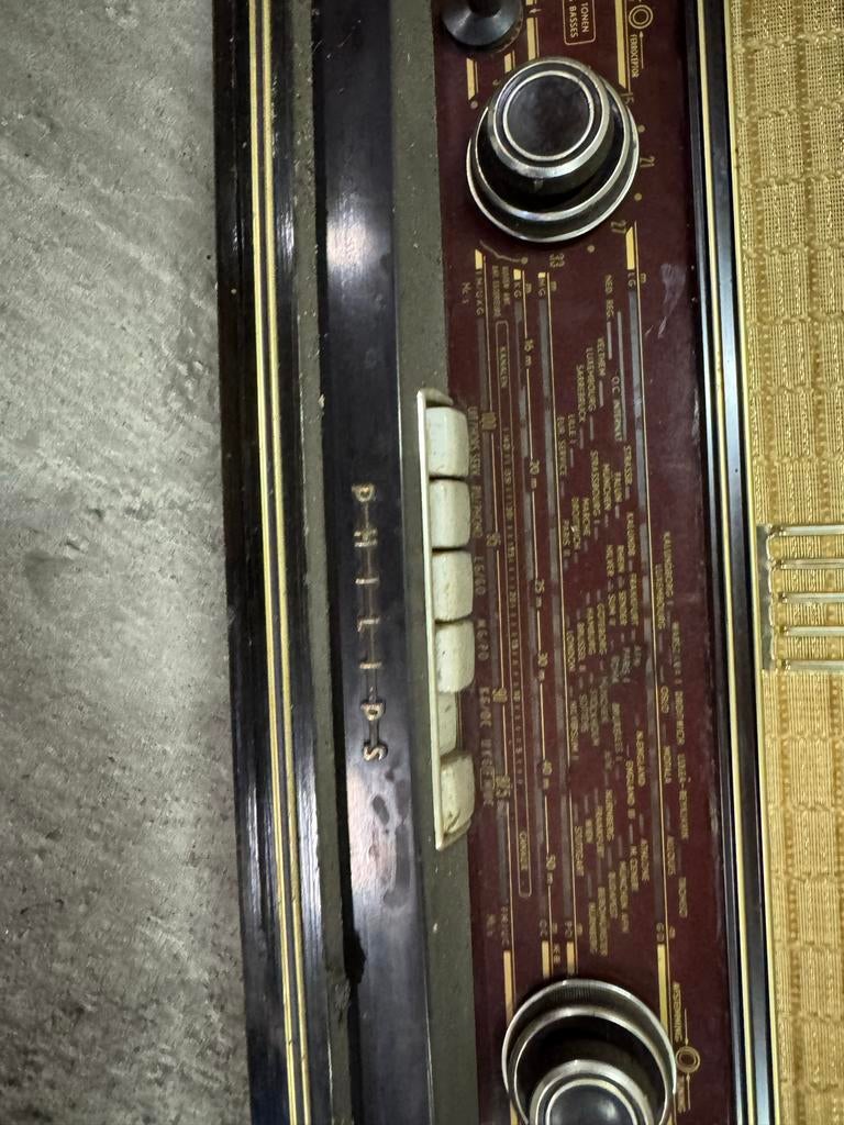 Schuurvondst: Oude radio's en platenspeler - niet werkend, Ophalen, Niet werkend, Overige typen