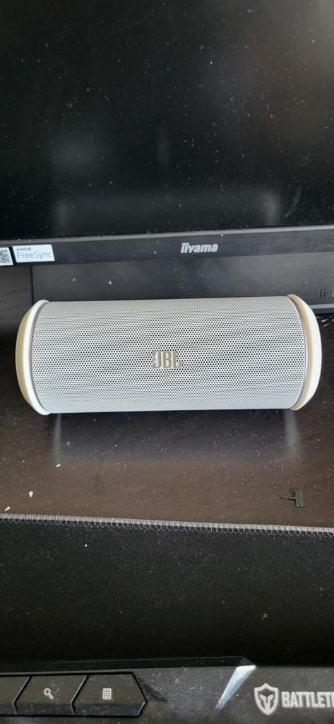 JBL Flip 2 Draagbare Bluetooth Speaker Wit, Audio, Tv en Foto, Luidsprekers, Gebruikt, Overige typen, Minder dan 60 watt, JBL