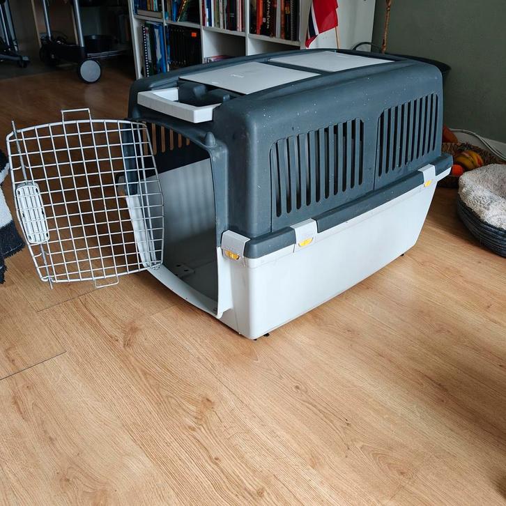 Transportbox kooi bench hond, Dieren en Toebehoren, Hondenbenches, Gebruikt, Ophalen