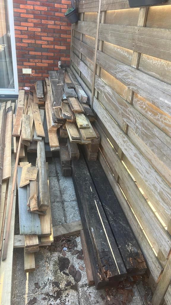 Partijtje hout, Tuin en Terras, Palen, Balken en Planken, Ophalen of Verzenden, Zo goed als nieuw, 250 cm of meer, Balken