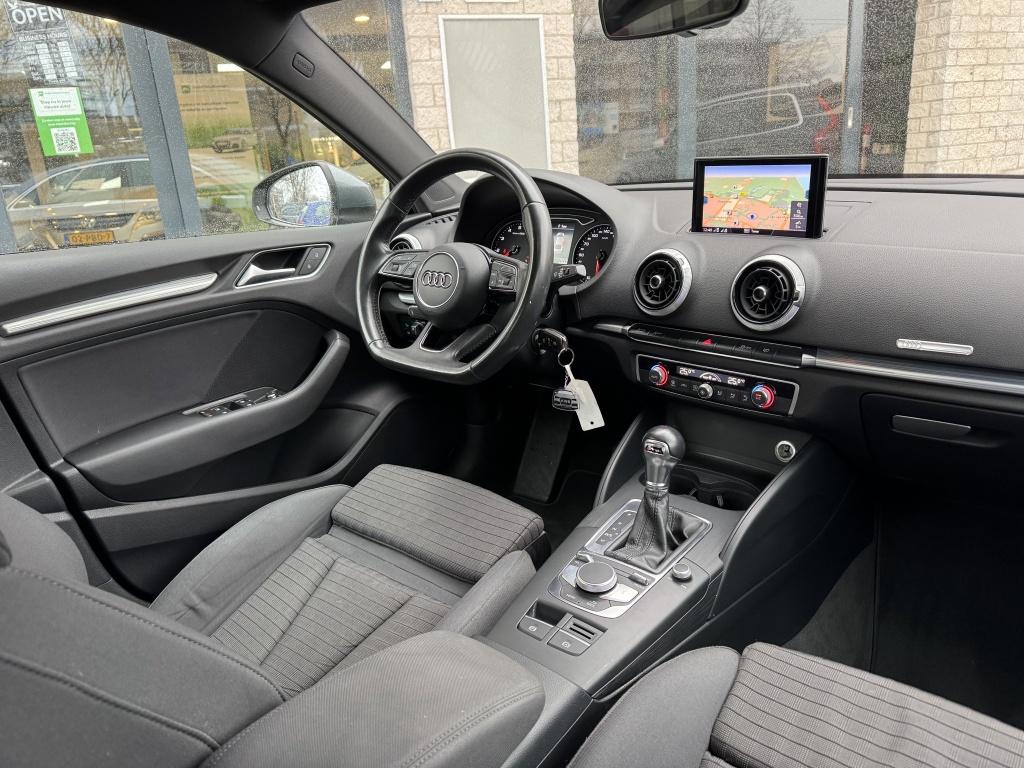 Audi A3 Limousine 1.0 TFSI Limousine Automaat Led NAP, Auto's, Gebruikt, Euro 6, Blauw, 116 pk
