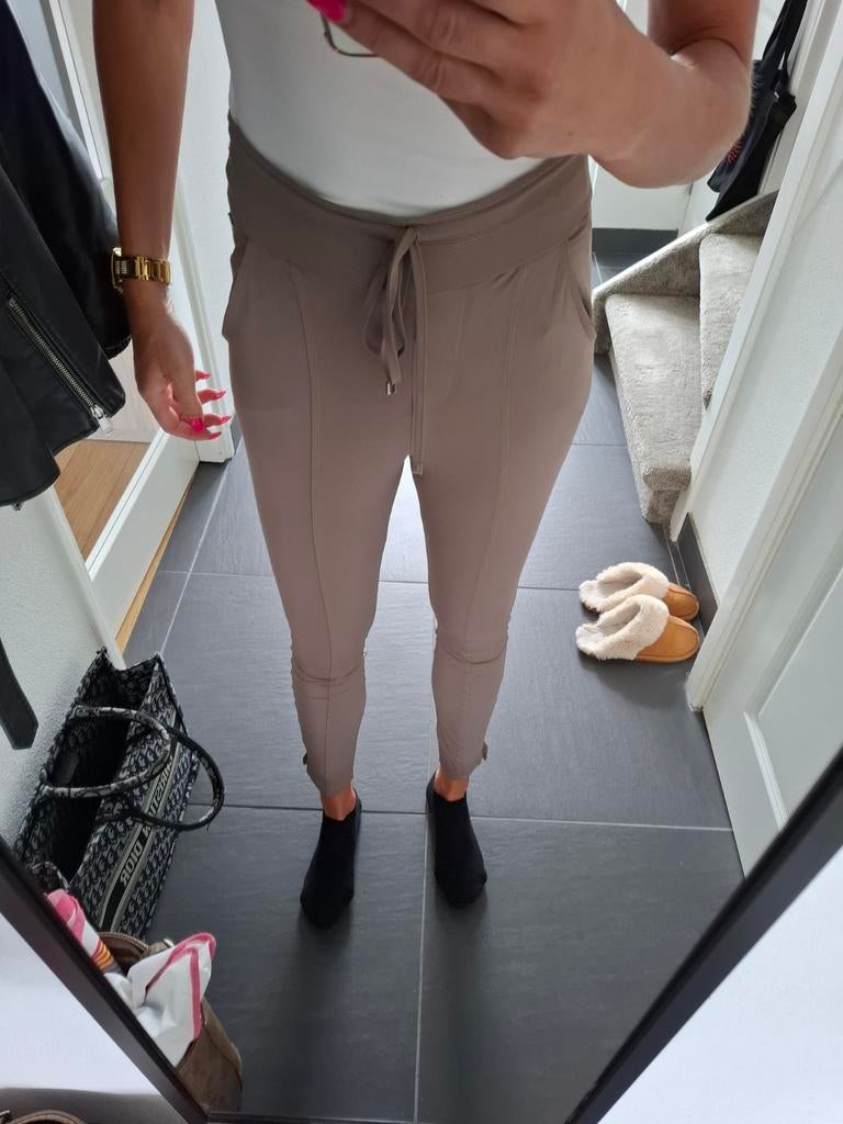 Mooie Ambika travelstof broek, Kleding | Dames, Maat 38/40 (M), Ophalen of Verzenden, Zo goed als nieuw, Ambika