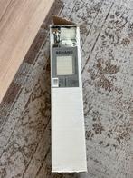 1 rol: Vtwonen Foto Behang - Soft 3D Light Grey (280x300 cm), Ophalen of Verzenden, Minder dan 10 m², Grijs