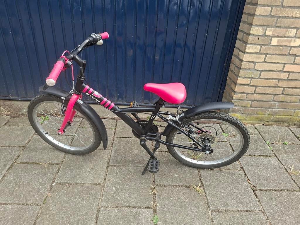 Meisjes BMXfiets B'twin, 20 inch, Fietsen en Brommers, Fietsen | Crossfietsen en BMX, Gebruikt, Staal, 20 tot 24 inch, Ophalen of Verzenden
