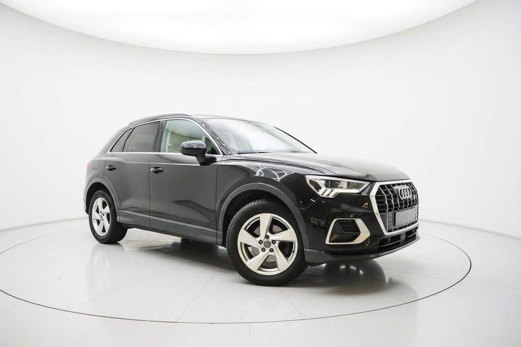 Audi Q3 35 TFSI VIRTUAL MATRIX LEER ACC TREKHAAK CAMERA, Auto's, Zwart, 4 cilinders, 150 pk, Zwart