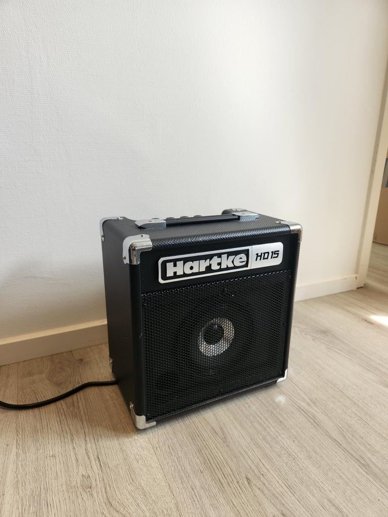 Hartke HD15 Basgitaarversterker ZGAN, Ophalen of Verzenden, Zo goed als nieuw, Basgitaar, Minder dan 50 watt