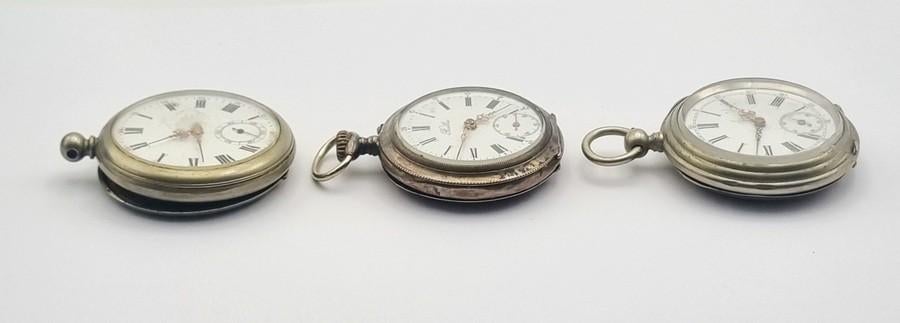 1367. Drie zakhorloges - Zilveren Bulla, begin 20e eeuw, Ophalen of Verzenden