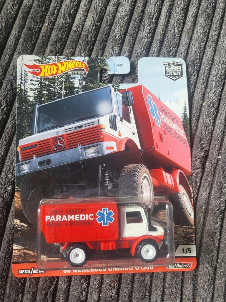 Hot Wheels Premium Mercedes Unimog, Ophalen of Verzenden