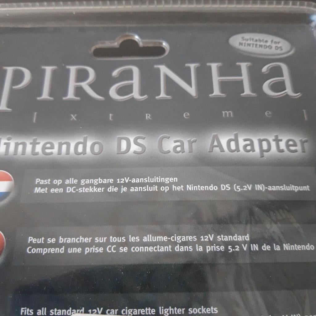 Piranha Nintendo DS auto oplader adapter nieuw in verpakking, Spelcomputers en Games, Ophalen of Verzenden, Nieuw, DS Lite, Accu of Oplader