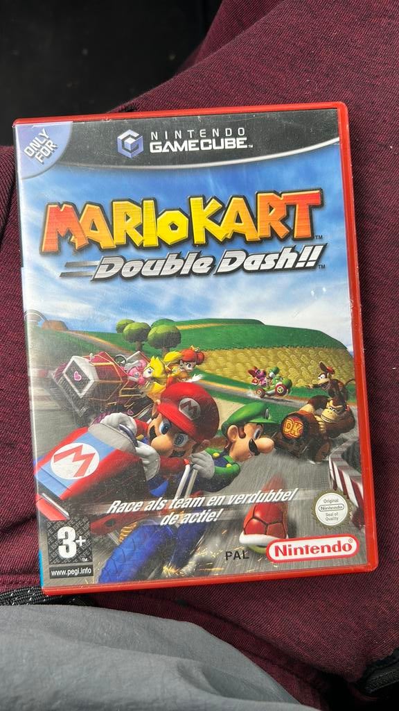 Mario kart double dash nintendo gamecube hoesje, Spelcomputers en Games, Racen en Vliegen, Ophalen of Verzenden, Zo goed als nieuw