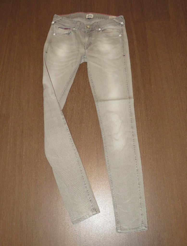 Mooie Jeans grijs Tommy Hilfiger (27/32) GRATIS VERSTUURD!, Kleding | Dames, Spijkerbroeken en Jeans, Verzenden, Zo goed als nieuw