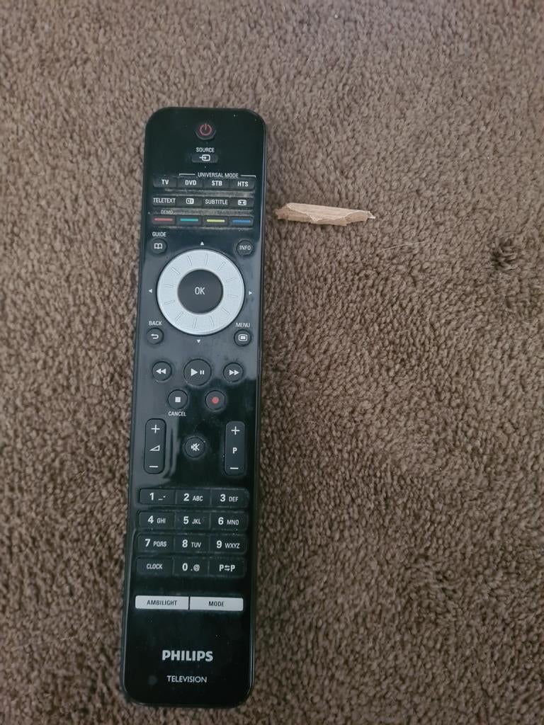 Philips cineos tv 32inch + afstandsbediening en kabel !KAPOT, Philips, 50 Hz, LCD, Ophalen of Verzenden