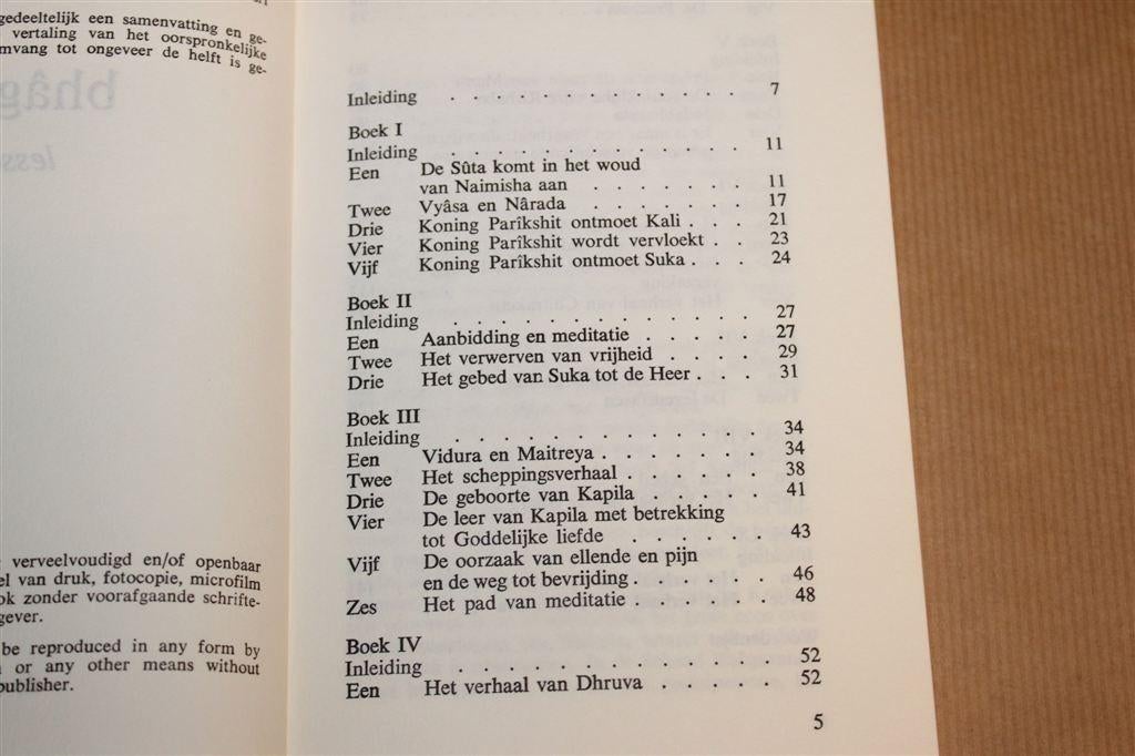 Srimad Bhagavatam — Hindoe Wijsheid & Filosofie, Boeken, Ophalen of Verzenden, Gelezen, Overige onderwerpen, Achtergrond en Informatie